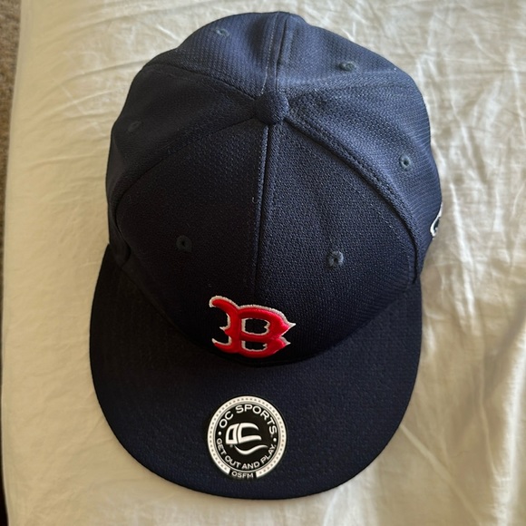 Boston Red Sox  velcro flat brim hat.  One size fits all - Picture 1 of 2